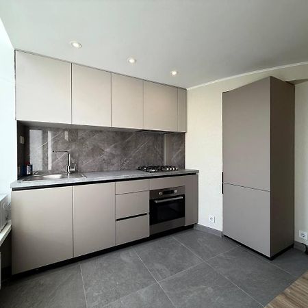 18 Deribasivska Street Jacuzzi Apartment Oděsa Exteriér fotografie